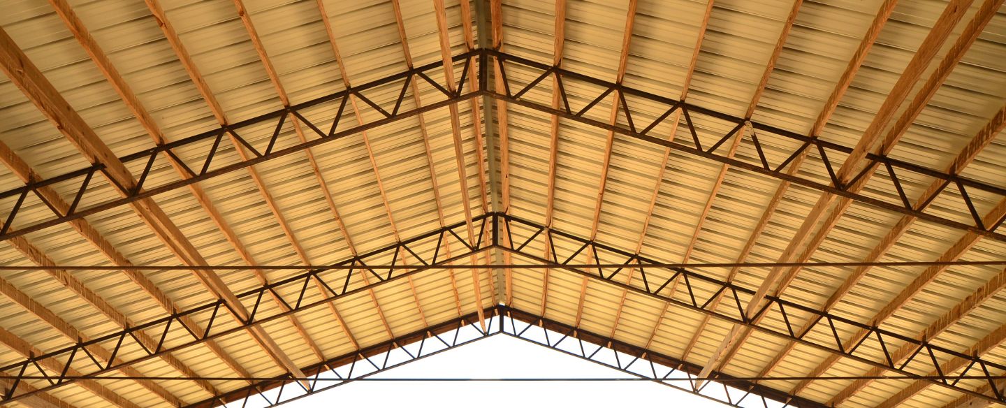 metal roof of a pole barn benton la